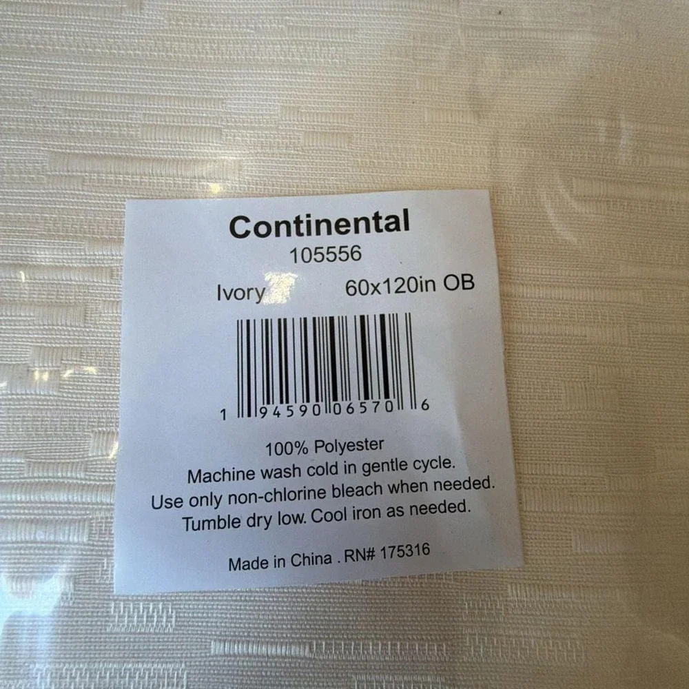Continental 105556 Ivory Oblong Tablecloth 60x120 inches Brand new in